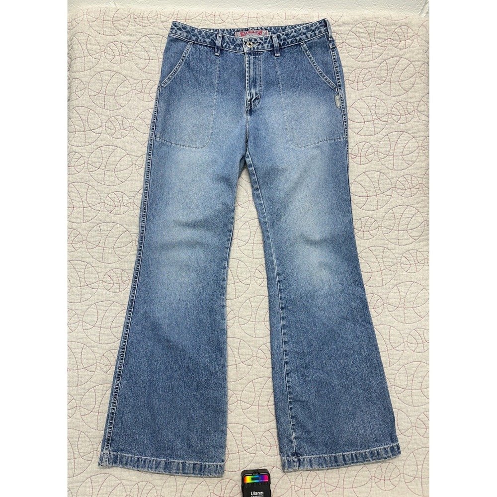 VTG Silver Jeans Wide Leg Blue Denim Y2K Flare Leg / Women's 32
